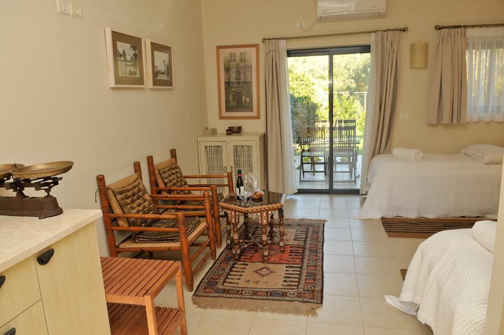 Shulamit Yard Hotel Rosh Pinna Exterior photo