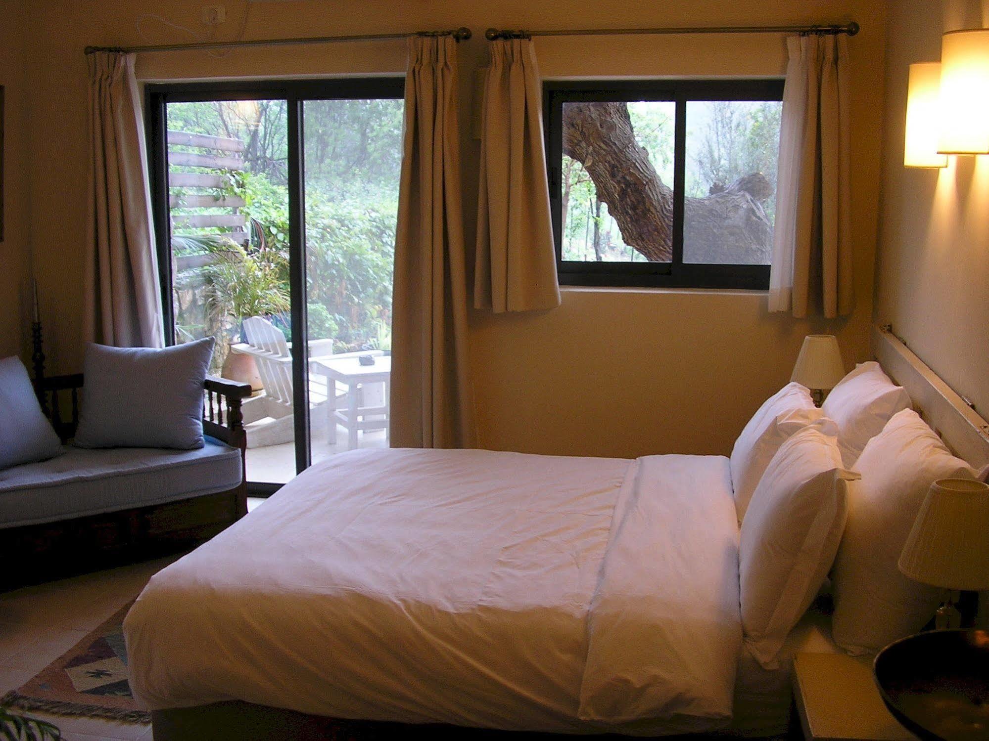 Shulamit Yard Hotel Rosh Pinna Exterior photo