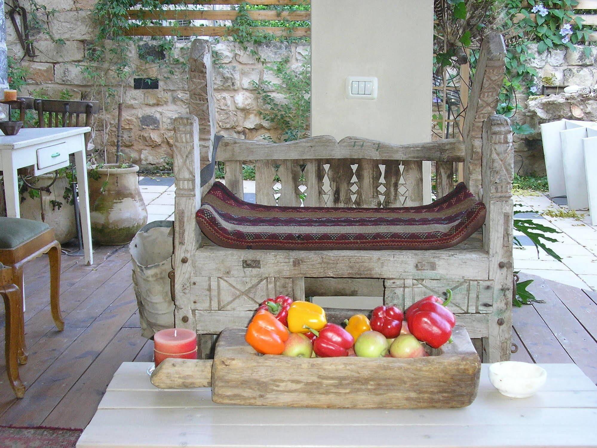 Shulamit Yard Hotel Rosh Pinna Exterior photo