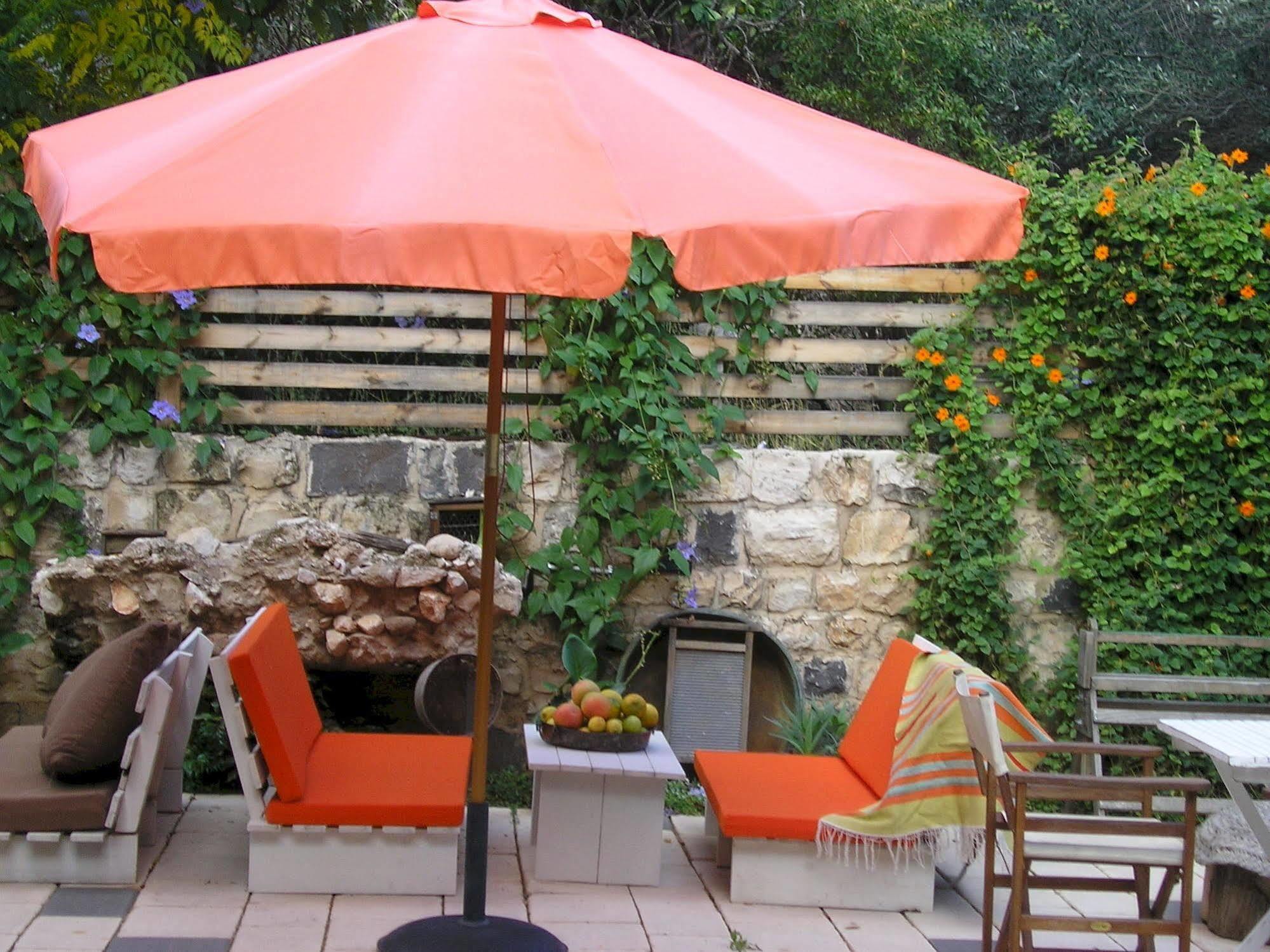 Shulamit Yard Hotel Rosh Pinna Exterior photo