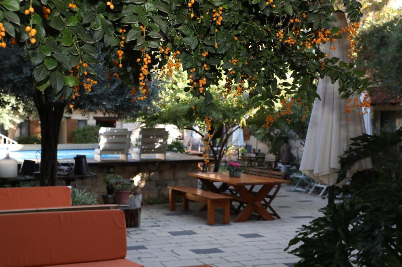 Shulamit Yard Hotel Rosh Pinna Exterior photo