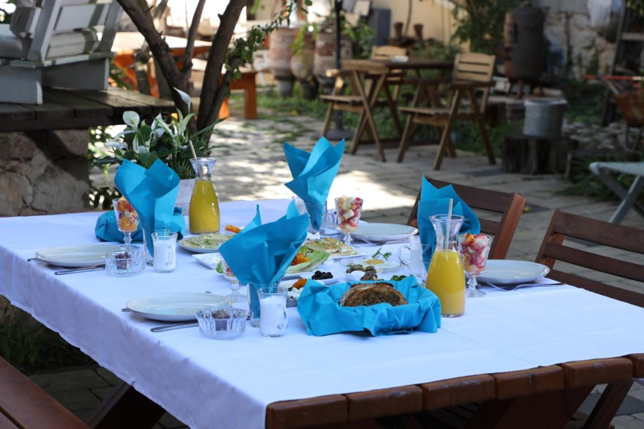 Shulamit Yard Hotel Rosh Pinna Exterior photo