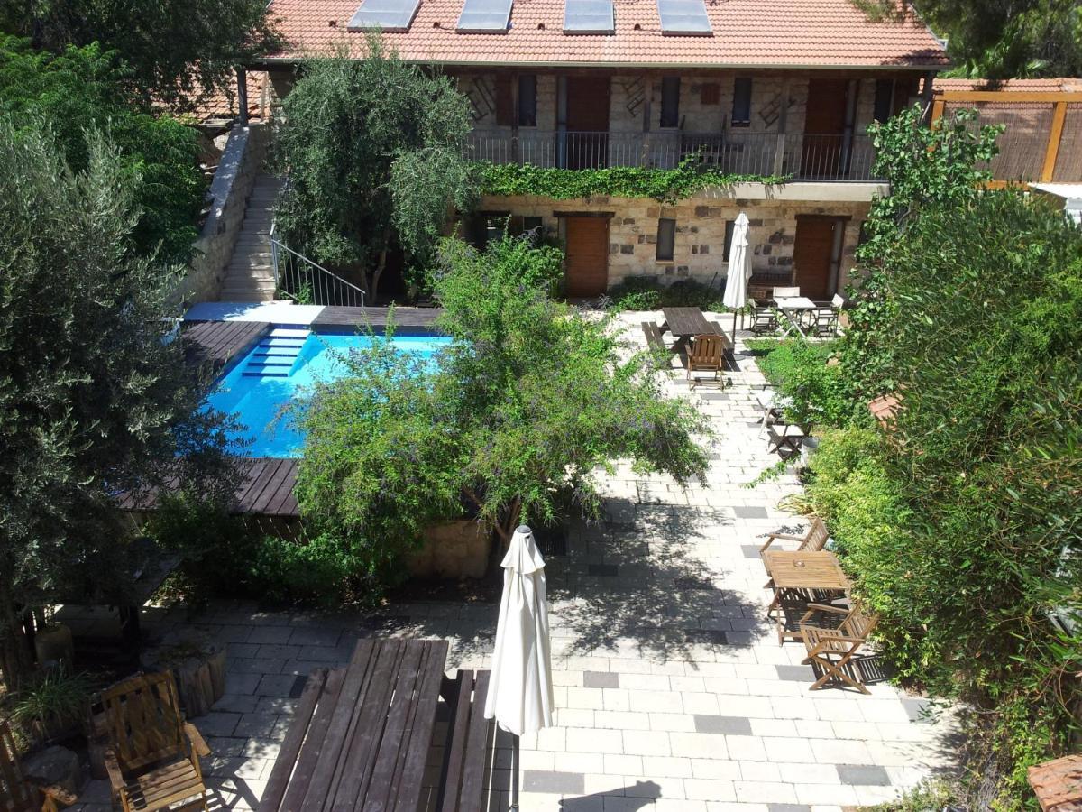 Shulamit Yard Hotel Rosh Pinna Room photo